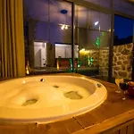 Vakana 4*