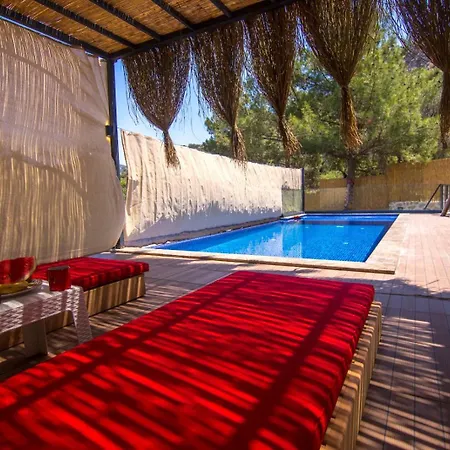 Vakana Hotel